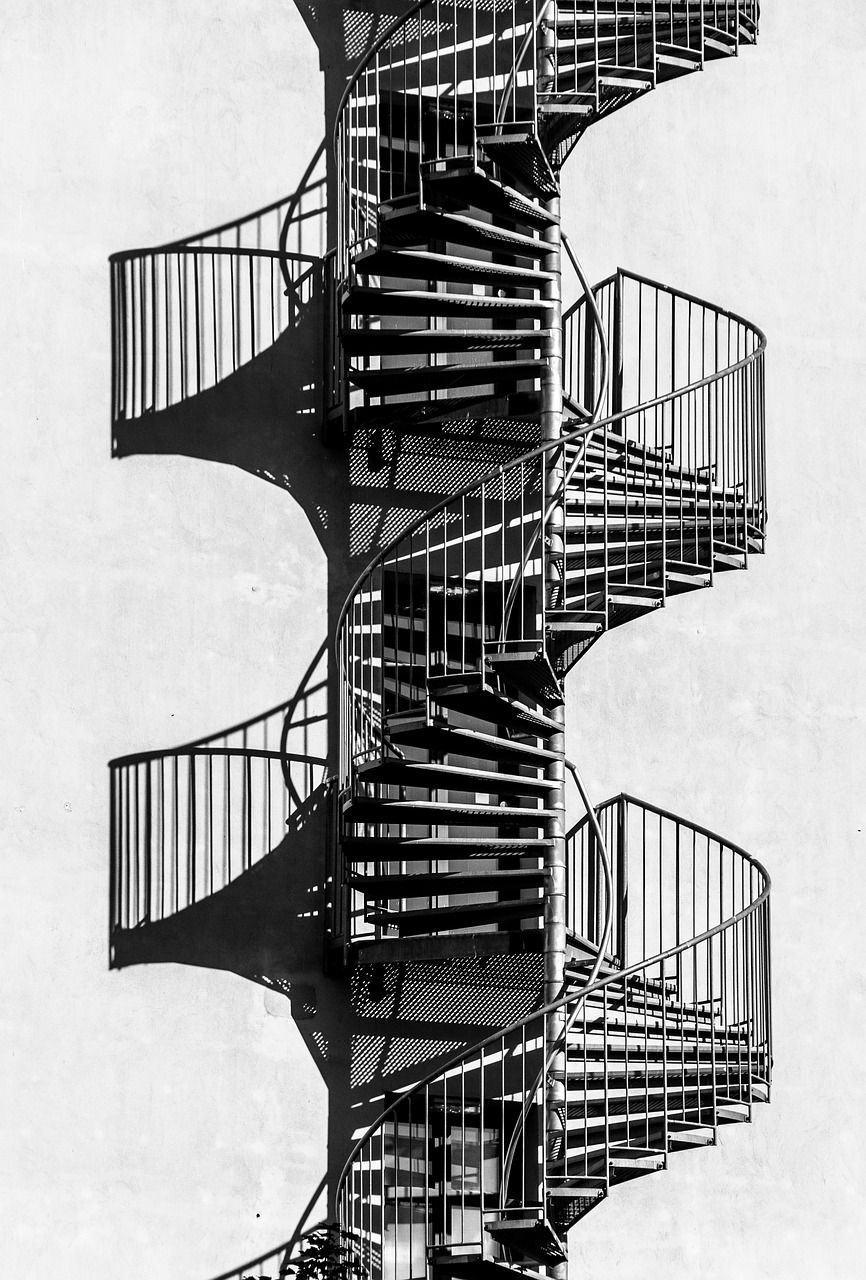 Spiraltrapp  plassbesparende design og funksjon i samme løsning